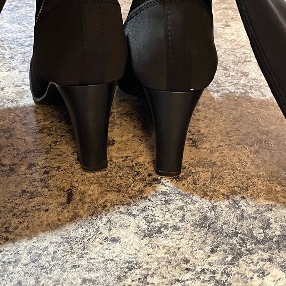 Anne Klein sport black heeled boots - Picture 5 of 9